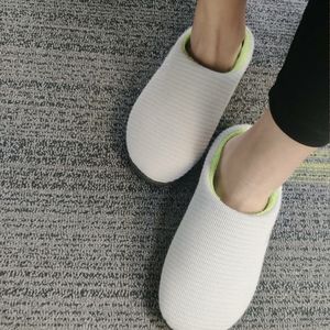 Women slippers cozy and relaxing 100% new